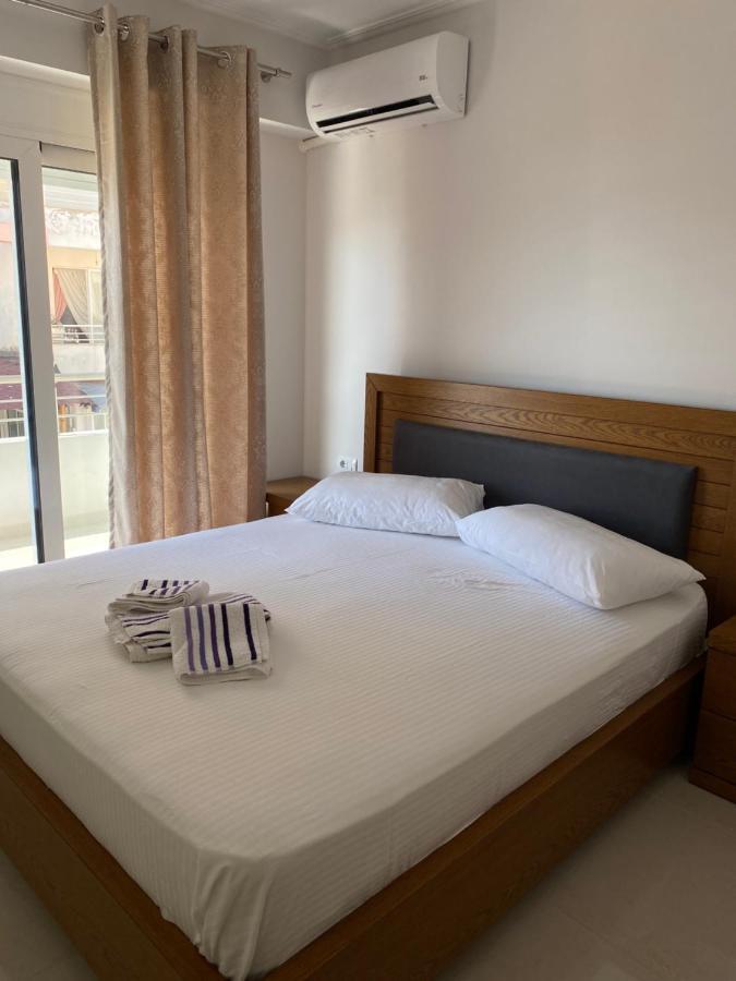 Ersid Apartaments In The Centre ซารานเดอ ภายนอก รูปภาพ