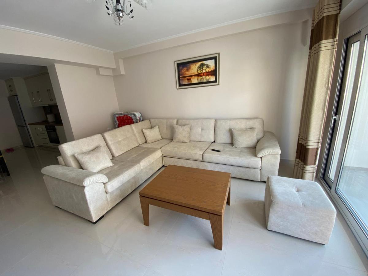 Ersid Apartaments In The Centre ซารานเดอ ภายนอก รูปภาพ