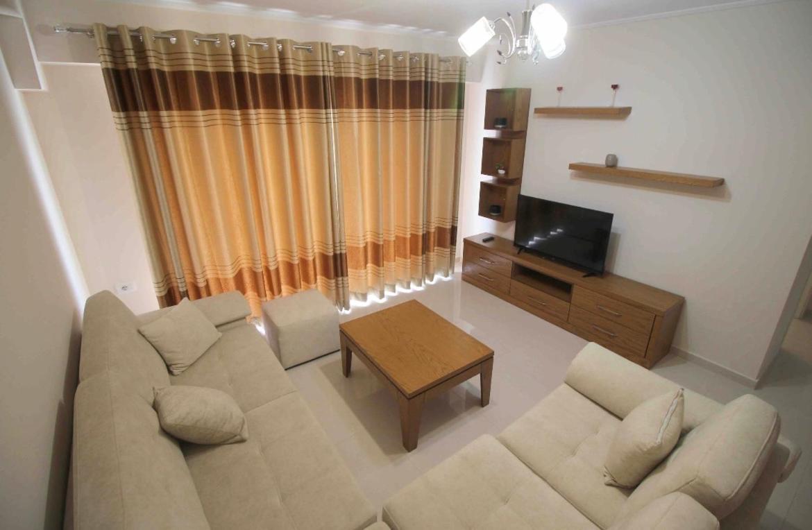 Ersid Apartaments In The Centre ซารานเดอ ภายนอก รูปภาพ