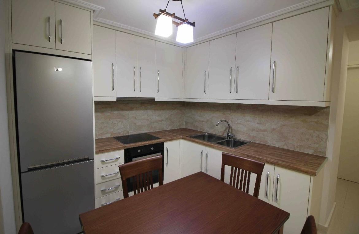 Ersid Apartaments In The Centre ซารานเดอ ภายนอก รูปภาพ