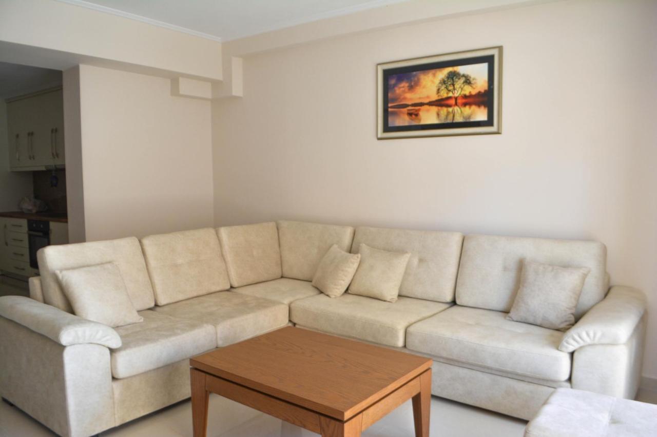 Ersid Apartaments In The Centre ซารานเดอ ภายนอก รูปภาพ